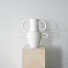 Load image into Gallery viewer, Quirky Vessel Okiara