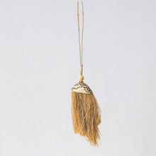 Load image into Gallery viewer, Maia Seashell with Raffia Decoration