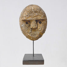 Load image into Gallery viewer, Tribal Wooden Face Décor