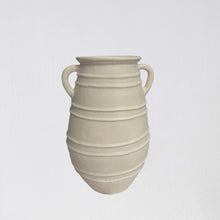 Load image into Gallery viewer, Apphia Vessel Medium