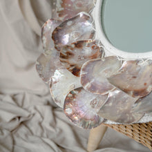Load image into Gallery viewer, Natural Raw Mother Of Pearl Mirror (dia. 90cm) Okiara