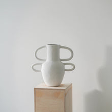 Load image into Gallery viewer, Quirky Vessel Okiara