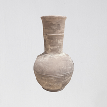 Load image into Gallery viewer, Ulia Vessel | 65 cm (DEFECT)
