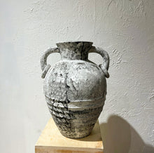Load image into Gallery viewer, Kissa Vessel | 49 cm
