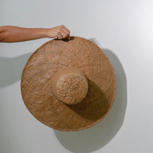 Load image into Gallery viewer, Hanalei Sun Hat Okiara
